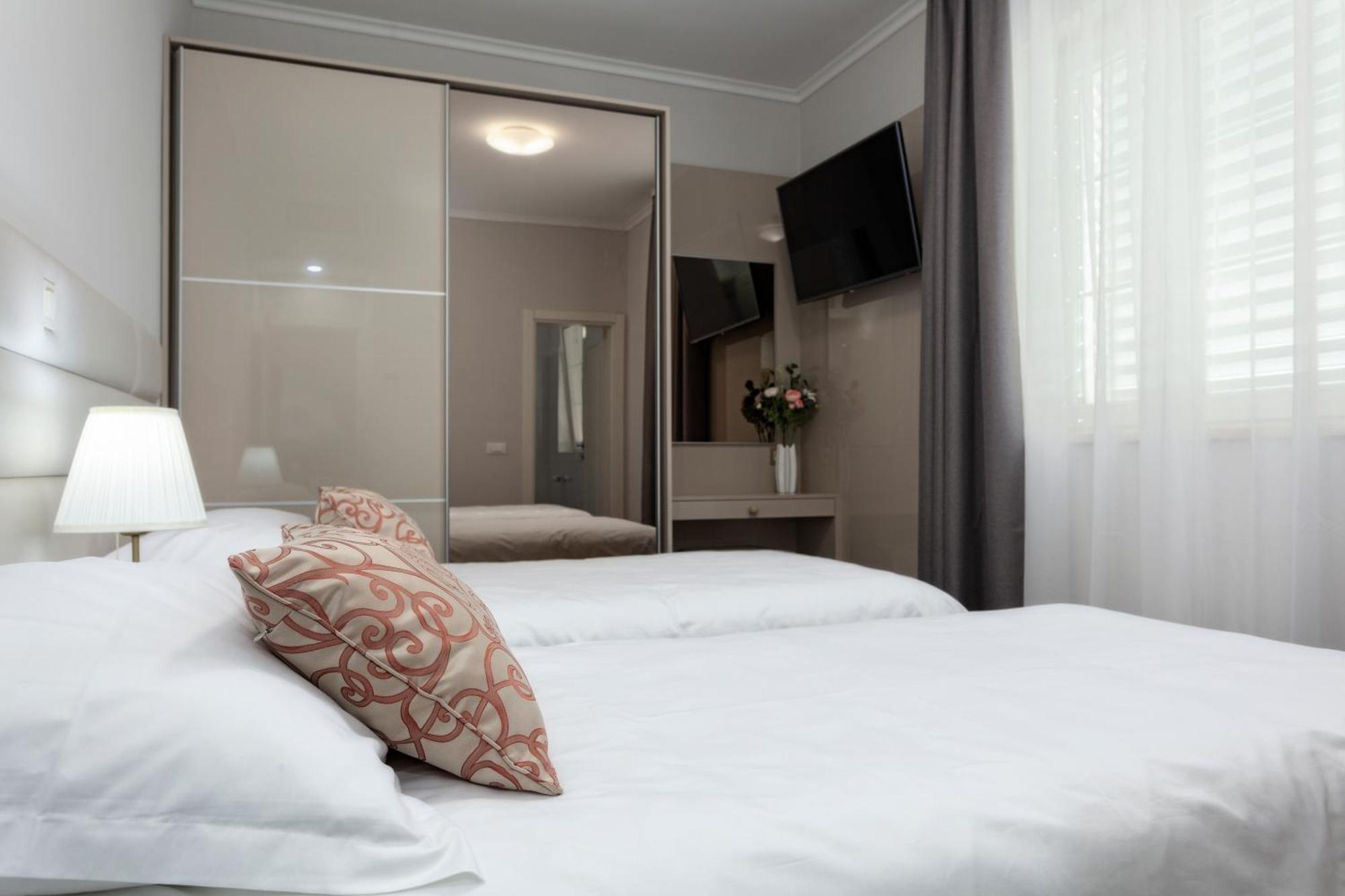 Deluxe Apartment Tisa Malinska Chambre photo